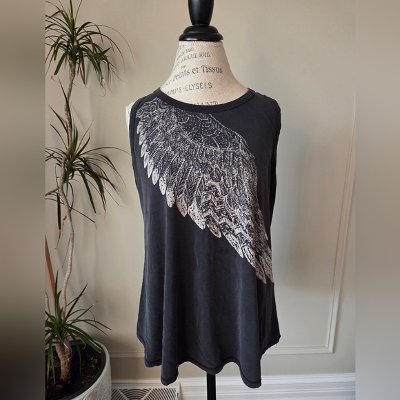 Voral Charcoal Gray women's Sleeveless Top Tunic Sz.L Wing Print - Picture 1 of 12